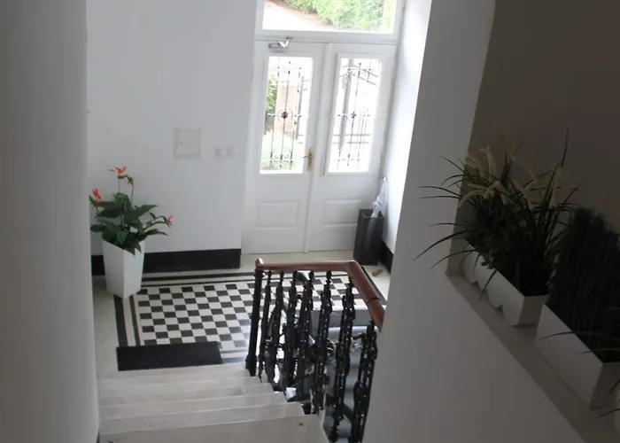 Sunshine Mary Apartment *