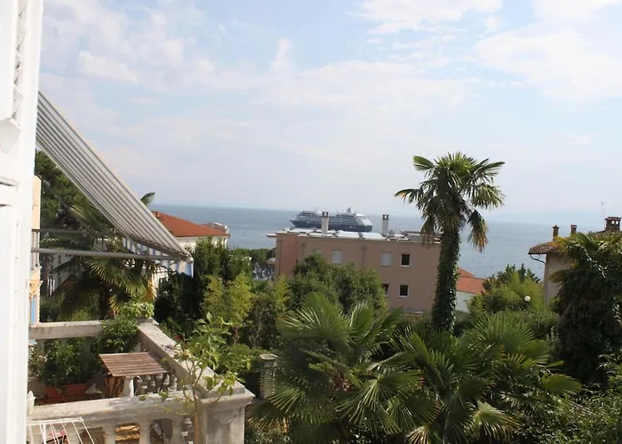 Apartment Sunshine Mary Opatija